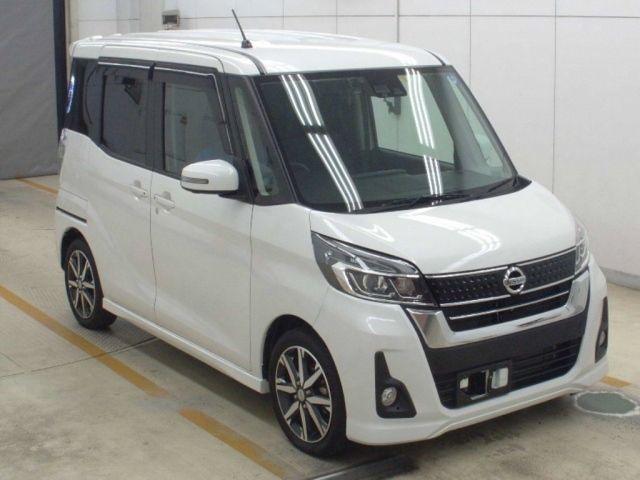 3006 Nissan Dayz roox B21A 2017 г. (NAA Osaka)